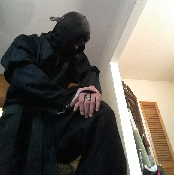 Meet your Posher, Joe - Picture 6 of 6